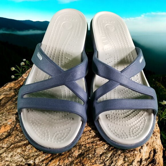 Crocs Women's 9 Blue Slip On Comfort Sandals Shoes 12441 - Picture 3 of 8